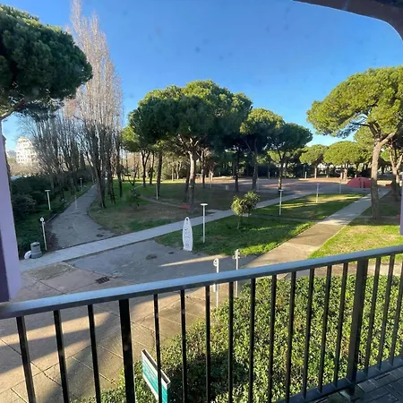 Apartment 2 Pieces Cabine, Proche Et Commerces, Climatisation - Fr-1-328-273