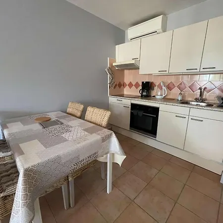 Apartment 2 Pieces Cabine, Proche Et Commerces, Climatisation - Fr-1-328-273 La Grande-Motte